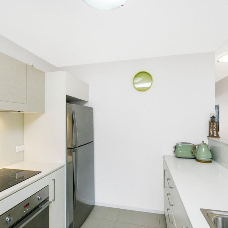 Fantastic 1 bedroom apartment in a great location - Photo 1