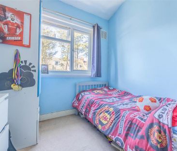 4 bedroom terraced house to rent - Photo 6