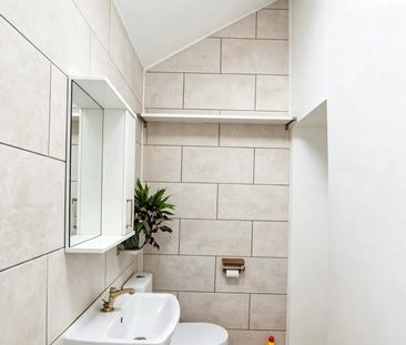 2 Bed Flat, Aberdeen Road, BS6 - Photo 5