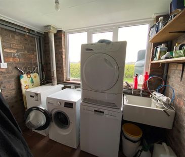 Grange Road, Bronington. - Photo 4