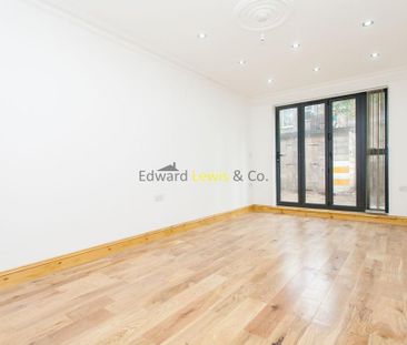 3 bedroom flat to rent - Photo 5