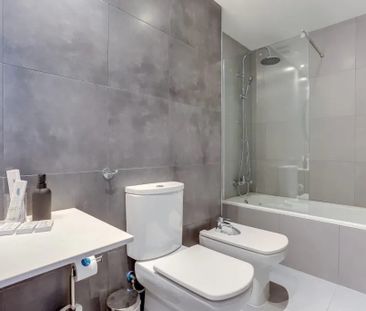 Carrer del Callao, Barcelona, Catalonia 08014 - Photo 6