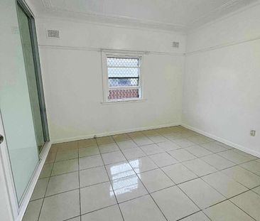 Move-In Ready Carramar Home - Walk to Local Amenities! - Photo 6