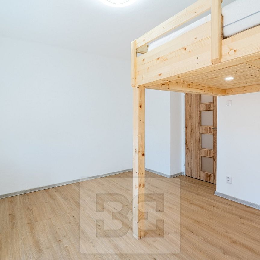Pronájem bytu 2+1 63 m² - Фото 1