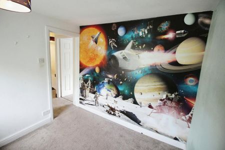 3 bedroom semi-detached house to rent - Photo 2