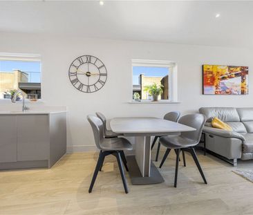 Frazer Nash Close, Isleworth, TW7 - Photo 4