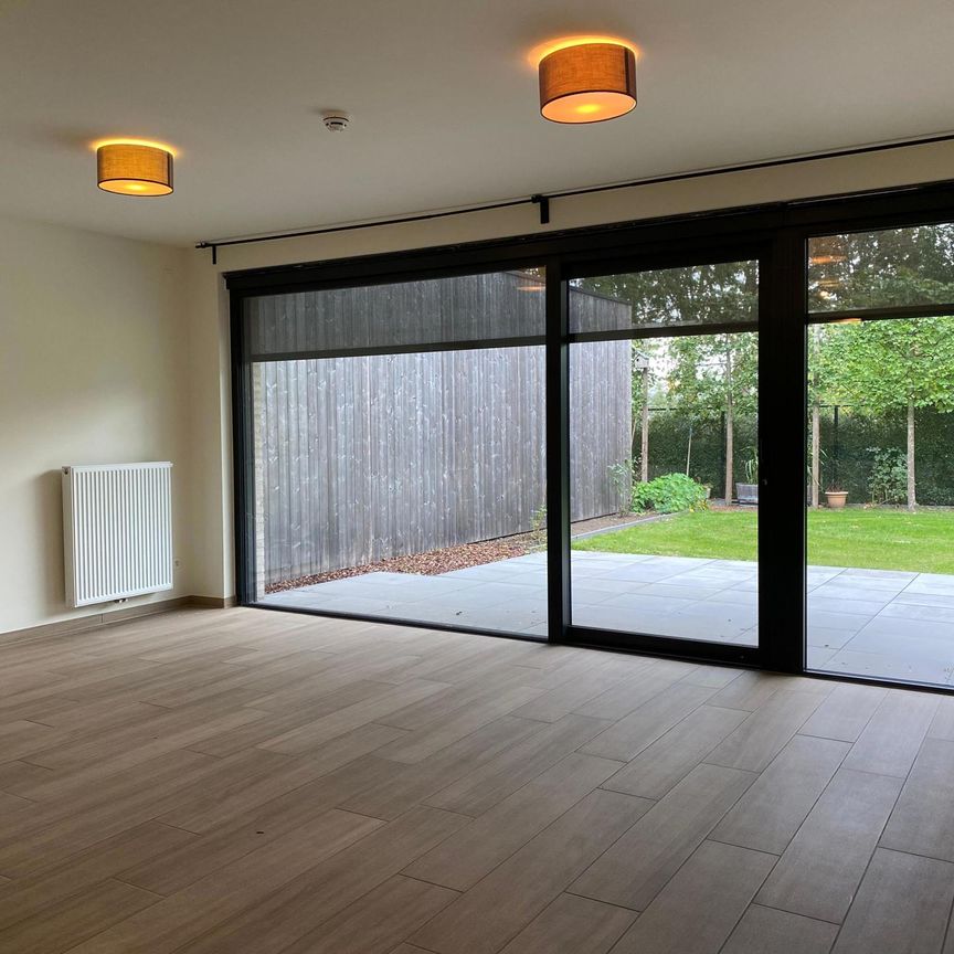 Nieuwbouw assistentiewoning in het centrum van Hoogstraten - Photo 1