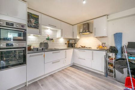 1 bedroom maisonette to rent - Photo 2