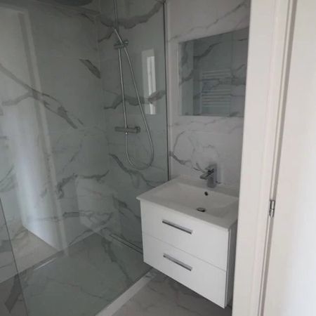 Location Appartement - Antibes - Photo 4