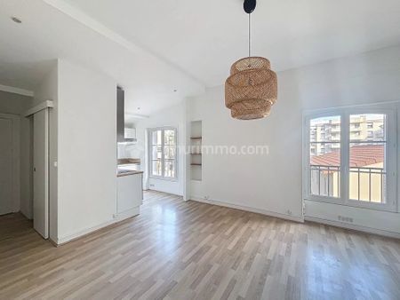 Location Appartement 2 pièces 36 m2 à Clermont-Ferrand - Photo 2