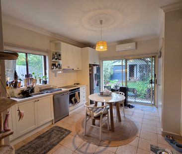 Petersham - Photo 5