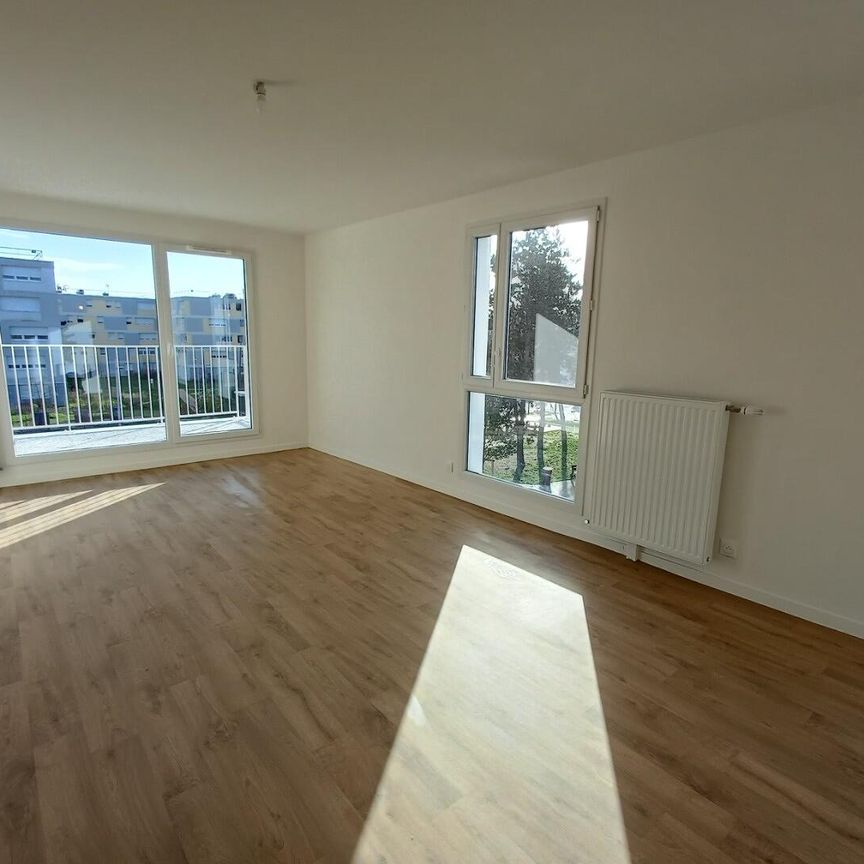 location Appartement T3 DE 63m² À CARRIERES SOUS POISSY - Photo 1