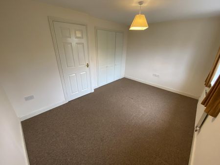 2 bedroom terraced house to rent - Photo 3