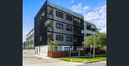 Contemporary Convenience in a Prime Blackburn Location - Photo 5