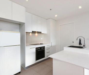 Close to EVERYTHING. Perfect for a 6 month lease! - Photo 6