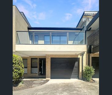 POSITION PERFECT! - Photo 5