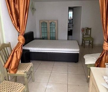 Charmante Wohnung mit schönem gedecktem Sitzplatz + grossem Garten - Photo 6