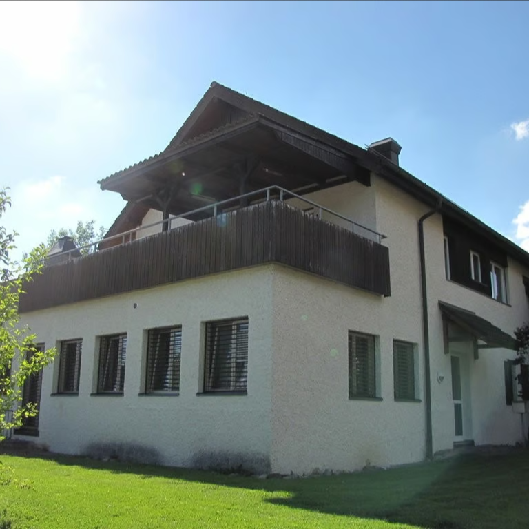 Ihr neues Zuhause: Lichtdurchflutete Wohnung mit Traumterrasse - Photo 1