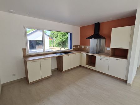 Location Maison 3 pièces 117m² - Photo 5