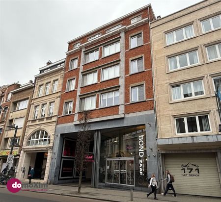 Moderne gemeubelde studio, geschikt voor één persoon, in het centrum van Leuven - Photo 4