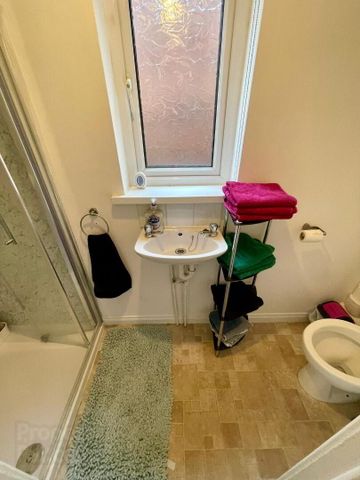 Donegall Road, Room 2, All bills included, BT125NA, Belfast - Photo 3