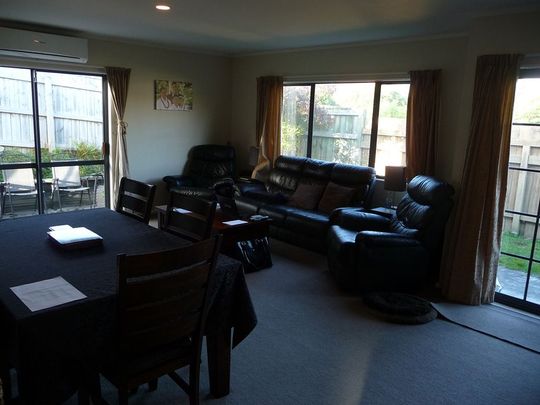 Ideal 3 b'room property, close to public transport - Photo 1