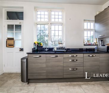 4 bedroom house to rent Haling Park Road, South Croydon, CR2 - Photo 4