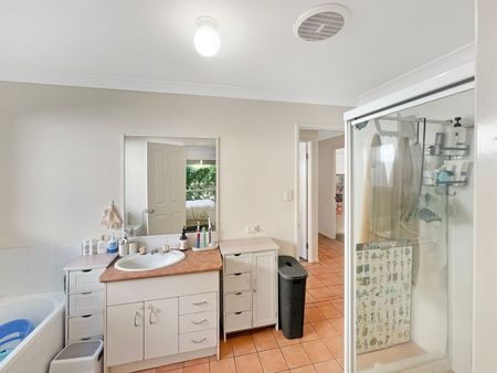 13 Merganser Place, 4078, Forest Lake Qld - Photo 5