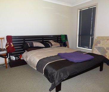 45 Swanbrooke Street - Photo 3