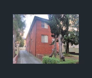 2 BEDROOM UNIT ON FIRST FLOOR, ALL TIMBER FLOORING THROUGHOUT, APPR... - Photo 4