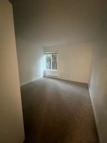 Cumberland Park Apartments — 102 - Photo 5
