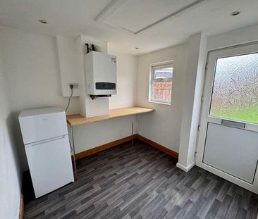 Hampshire Gardens, Wallsend, NE28 - Photo 3