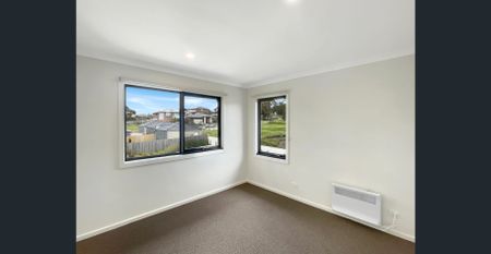 🏡 Brand New 2-Bedroom Townhouse in Mernda - Photo 5