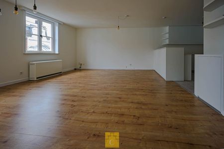 Mooi appartement in het hartje van de stad met autostandplaats - Photo 5