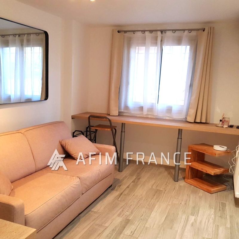 Joli petit Studio meublé et climatisé dans Résidence sécurisée - Photo 1