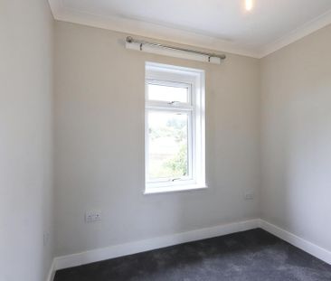 2 bedroom semi-detached house to rent - Photo 2