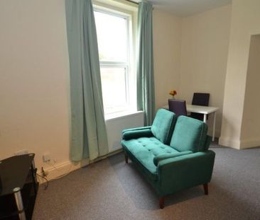 Flat 3, Heavitree Road, EX1 2ND - Photo 1