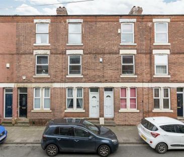 2 bedroom terraced house to rent - Photo 1