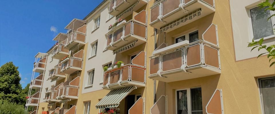 Wohnung mit großer Wohnküche im Erstbezug, bequem im Hochparterre. - Photo 1