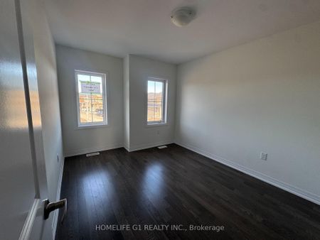 For Lease - 275 Velvet Way, Thorold, Ontario - Photo 3