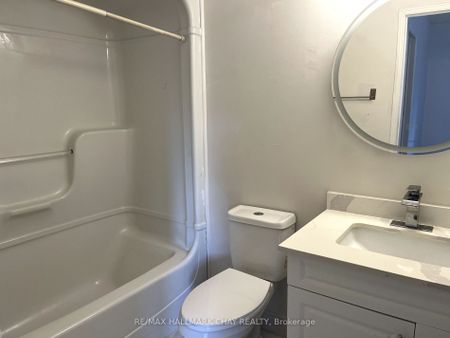 For Lease - 76 Kate Aitken Crescent, New Tecumseth, Ontario - Photo 2