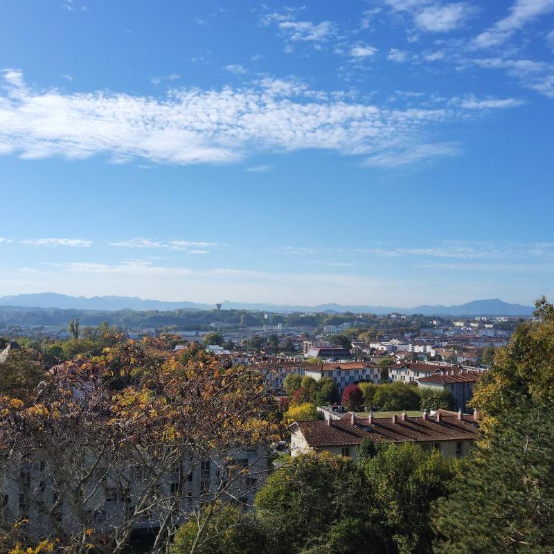 Location Appartement 4 pièces 87m² BAYONNE 64100 - Photo 1