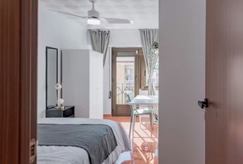 Carrer del Mestre Alberto Luz, Valencia, Valencian Community 46035