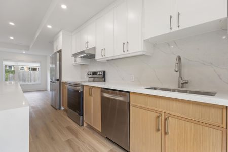 For Lease - 72 Jones Avenue Unit# Unit L, Toronto, Ontario - Photo 4