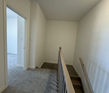 For Lease - 45 Gledhill Crescent, Cambridge, Ontario - Photo 3