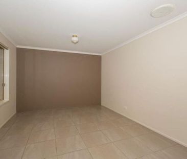 5 Bedroom&comma; 2 Bathroom Gem in Zillmere - Photo 4