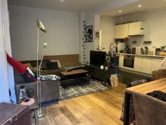 Appartement te huur - Photo 1