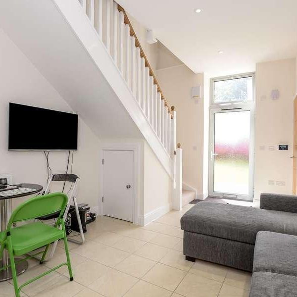 Bath Road, Reading, RG1 - Photo 1