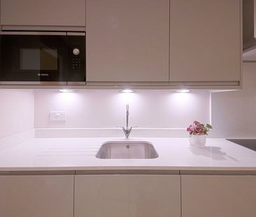 BMW House, Petersfield Avenue, Slough,SL2 - Photo 6