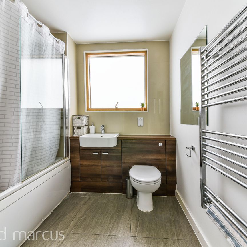 Garratt Lane, . - Photo 1